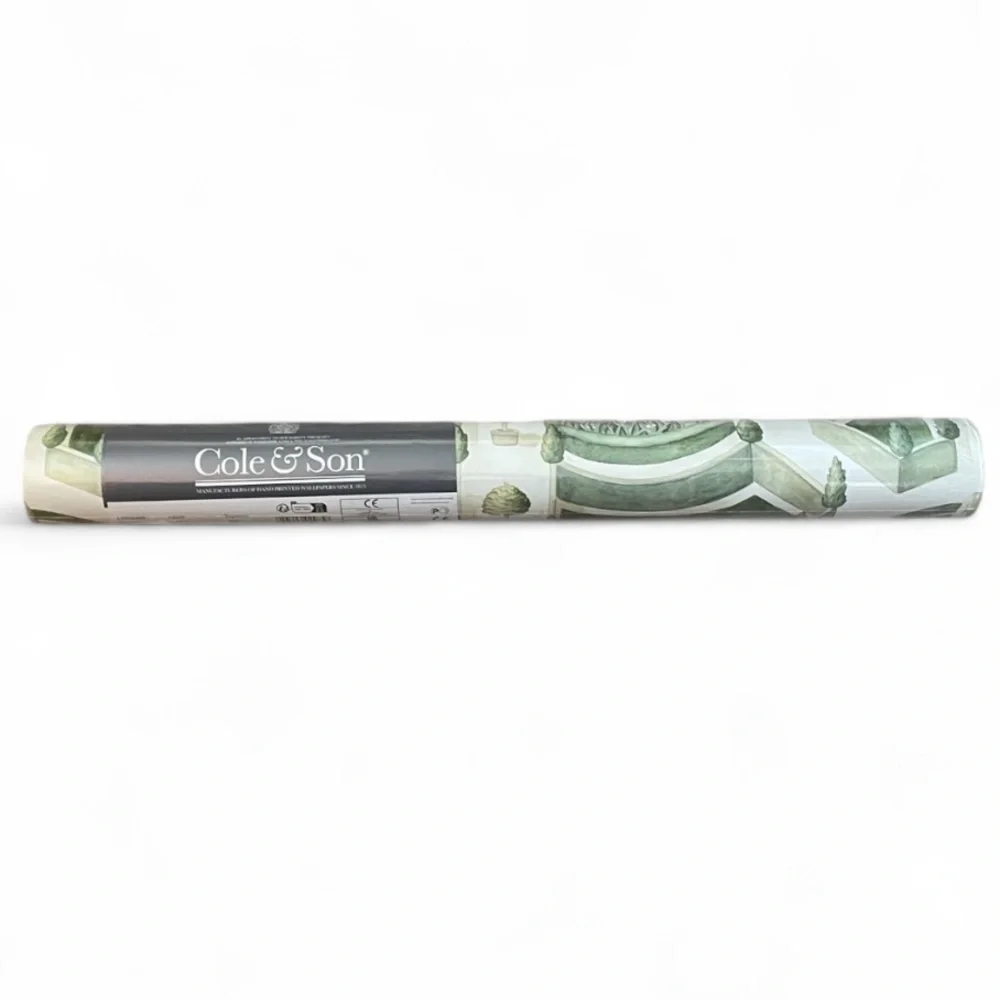 Cole and Son Topiary Leaf Green Wallpaper 1 double roll sealed